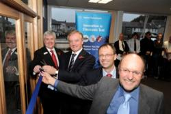 Graham Newton from Agilent,  鶹ý Vice-Chancellor, Professor John G. Hughes, Paul Spencer, Head of the School of Electronic Engineering and Mr Donald Poirot.