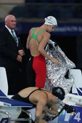 Wales’ Jazz Carlin took gold in the 800m freestyle at the Glasgow Commonwealth Games.