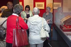 Dr Sue Niebrzydowski leading a 'gallery tour'.