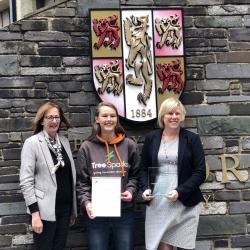 (L-R) - Lowri Owen (B-Enterprise), Jemima Letts and Debbie Bryce (West Cheshire and North Wales Chamber of Commerce)