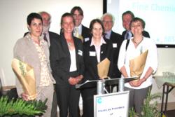 l-r:Claire-Marie Grizaud, Sederma;Prof Mark Baird, Dr Vera Thoss, both School of Chemistry, Andrew Gallagher, Phynova; Prof Monique Simmonds, Royal Botanic Gardens, Kew; Prof Ed Kosier, Nextec; Dr Rob Elias, Biocomposites Centre, Dianne Irwin, Syngenta. 