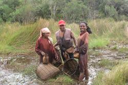 Millions of people around the world are  heavily reliant of ecosystem Services provided by forests and other habitats for their livelihoods.: Photo credit: Madagasikara Voakajy 