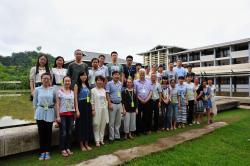 Education staff from botanical gardens all over China